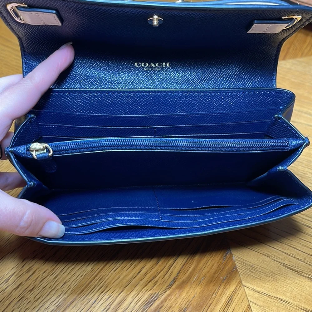 RARE COACH BLAKE WALLET IN QUILTED COLORBLOCK LEATHER - Picture 9 of 16